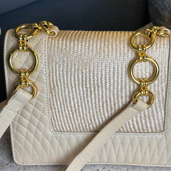 Bally Bone Ivory Cream Vintage Leather Quilted Woven Chain Shoulder Bag NWT - Picture 8 of 10